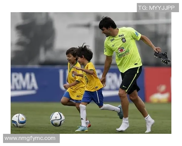 汉沽足球球星成长历程与拼搏故事展现体育精神与家乡荣耀 汉沽足球球星成长历程与拼搏故事展现体育精神与家乡荣耀